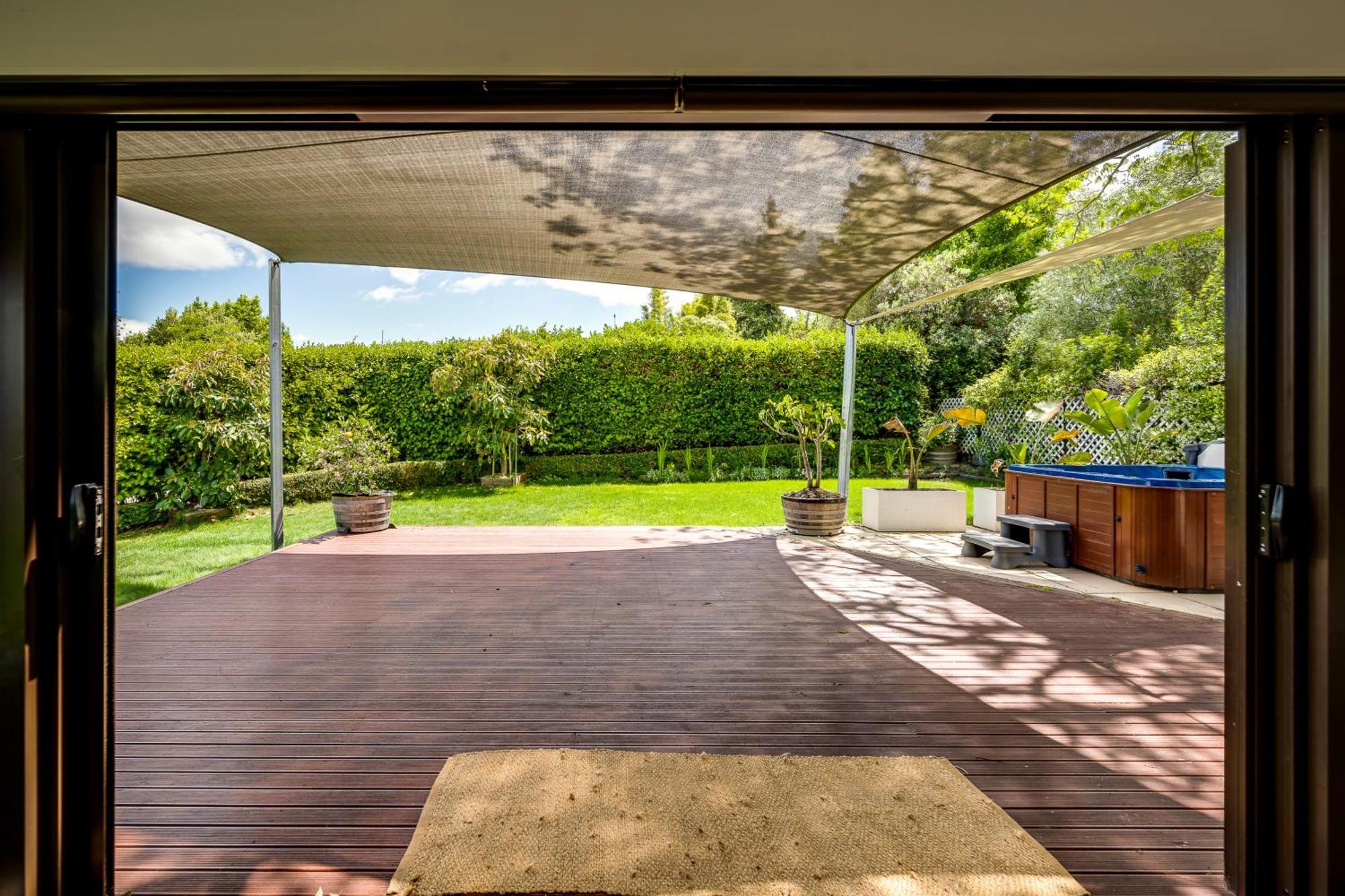 Sunny Oasis - Havelock North Retreat Villa Buitenkant foto